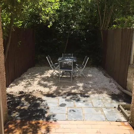 Apartament Little Garden *