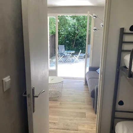 Little Garden Apartment